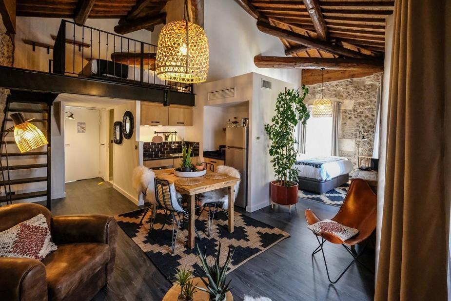 Demeure Terrisse La Apartment